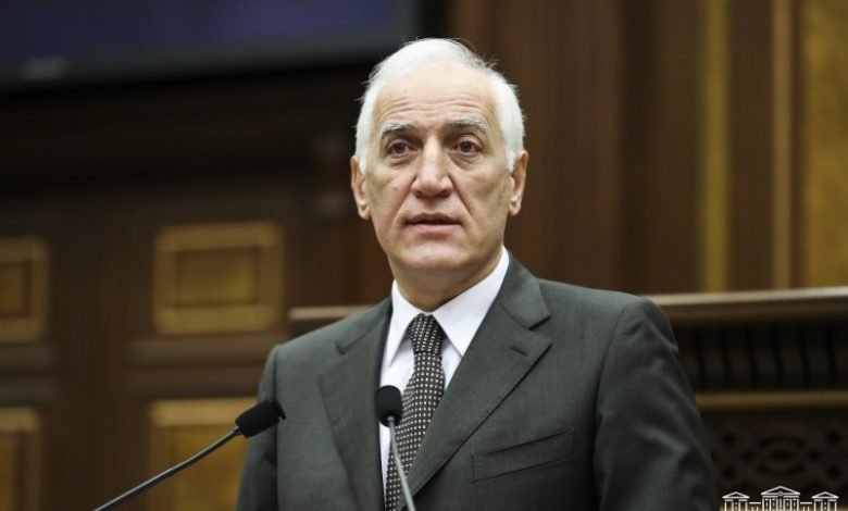 ՀՀ նախագահը մի շարք օրենքներ է ստորագրել
