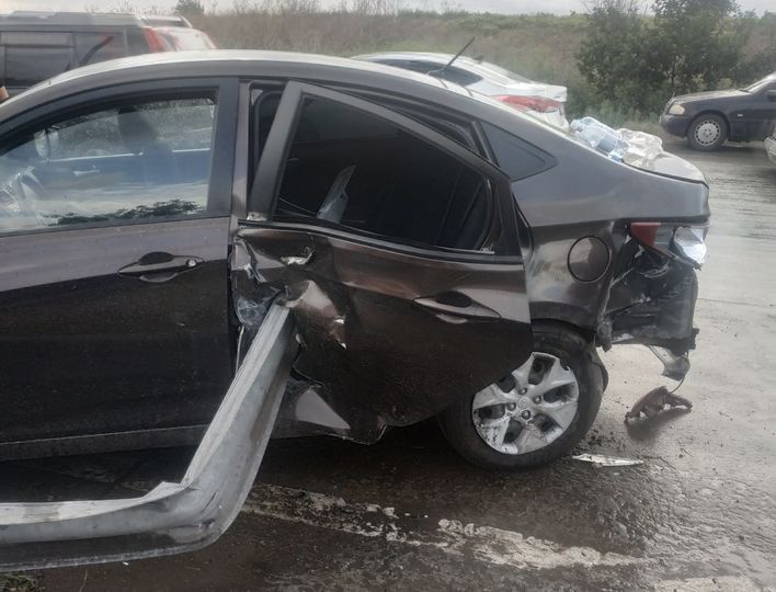 Երևան-Մեղրի ավտոճանապարհին «Honda» մակնիշի ավտոմեքենան բախվել է ճամփեզրի արգելապատնեշին. տուժածը հոսպիտալացվել է