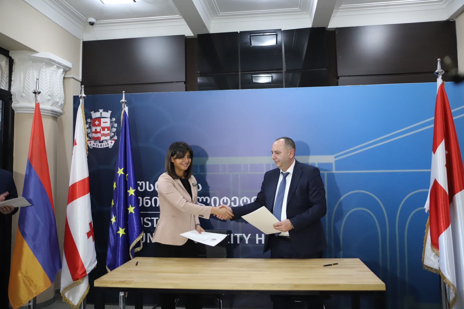 Իջևան և Վրաստանի Ռուսթավի քաղաքների միջև ստորագրվել է համագործակցության հուշագիր