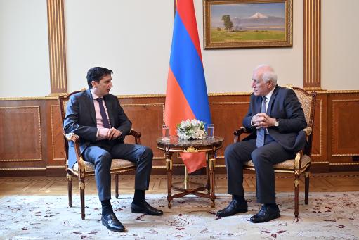 2025-ի բյուջեն միտված է լինելու անվտանգության համակարգերի ամրապնդմանը․ նախարարը՝ ՀՀ նախագահին