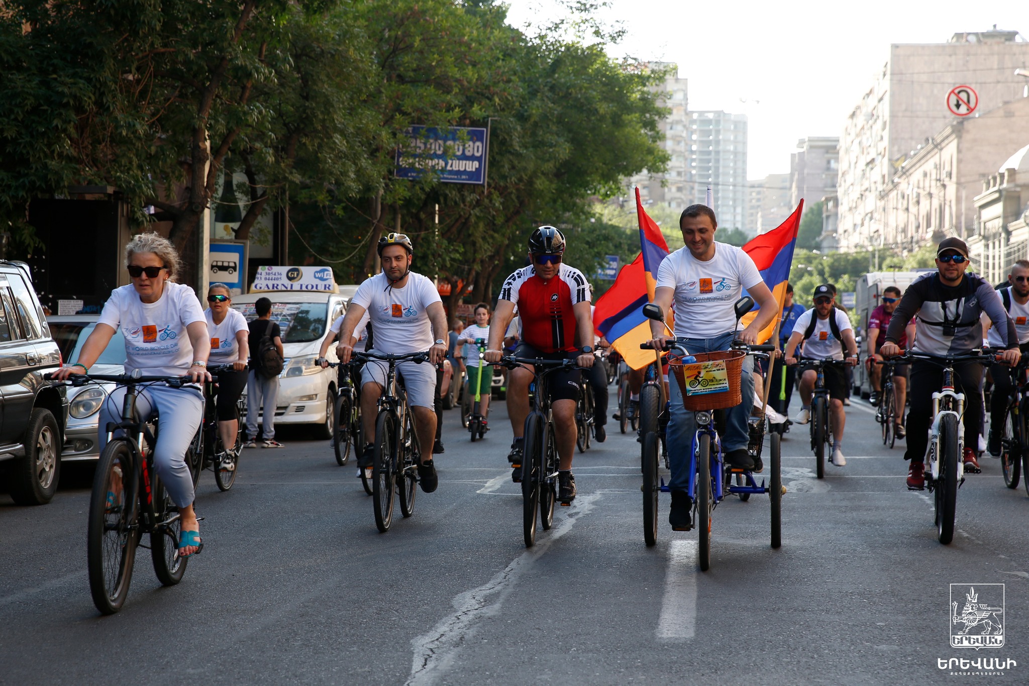 Երևանում նշվել է հեծանվի համաշխարհային օրն ու հեծանվորդների ֆեդերացիայի 10-ամյակը