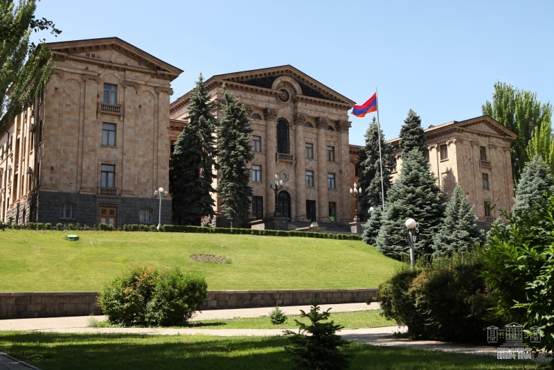 Խորհրդարանը քննարկեց ՀՀ ԿԸՀ-ի գործունեության մասին հաղորդումը