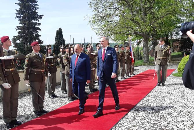 Պրահայում կայացավ ՀՀ վարչապետի դիմավորման պաշտոնական արարողությունը