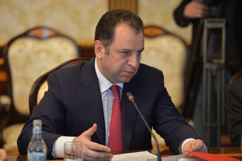 Վիգեն Սարգսյանի քրեական գործը փոխանցվել է Հակակոռուպցիոն դատարան․ «Հետք»