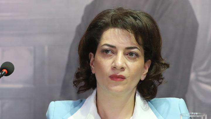 Փաստորեն վայրենի կա քաղաքում. Աննա Հակոբյան