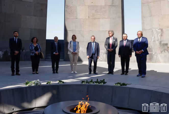 Բունդեսթագի պատվիրակությունն այցելել է Ծիծեռնակաբերդ և Հայոց ցեղասպանության թանգարան-ինստիտուտ