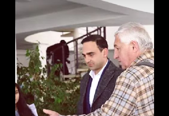 Աշոտ Բլեյանի հետ քննարկեցինք նորարարական նախաձեռնությունները, որոնք կարևոր նշանակություն ունեն Երևանի կրթական զարգացման համար. Ավինյան (տեսանյութ)