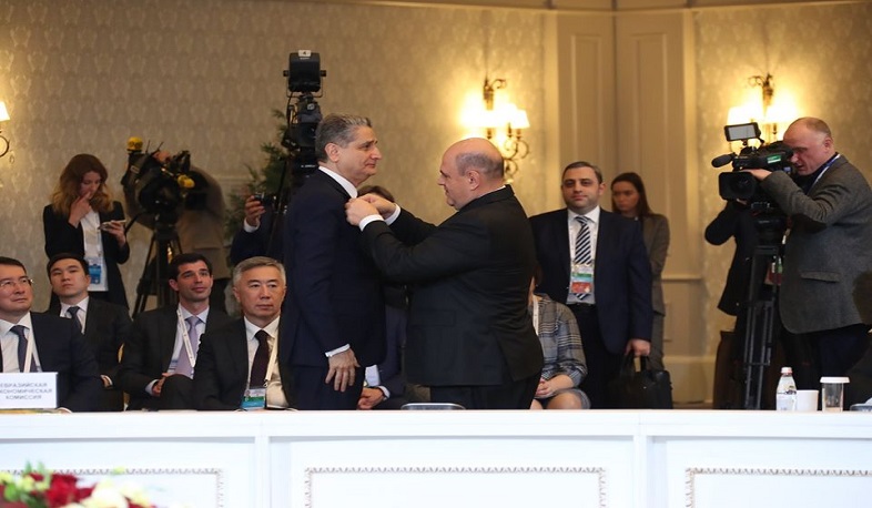 Միխայիլ Միշուստինը Տիգրան Սարգսյանին է հանձնել Ստոլիպինի անվան առաջին աստիճանի մեդալ