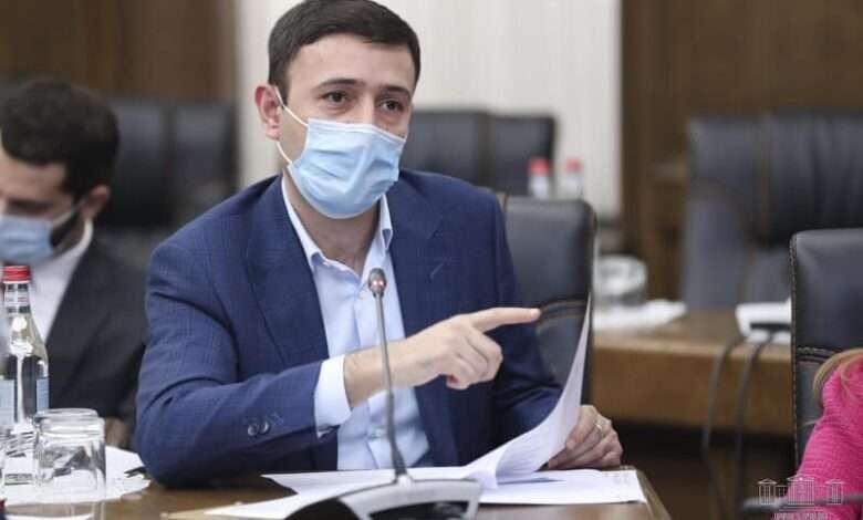 Կանոնավոր ուղևորափոխադրումների տարեկան սպասարկման տուրքը փոխարինվում է սպասարկման իրավունքի տրման մեկանգամյա պետական տուրքով