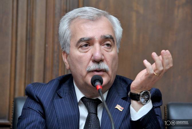 Քոչարյանը մինչև երեկո կհայտնի պատերազմի հանգամանքներն ուսումնասիրող քննիչ հանձնաժողովի ստեղծման ժամկետը