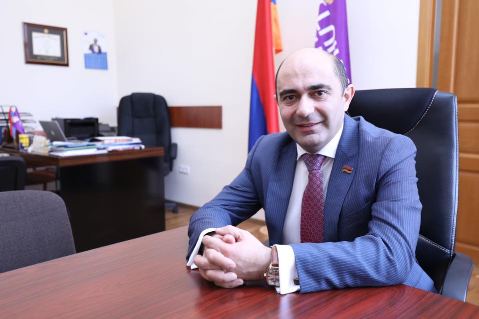 Փաշինյանի աչքին բոլորը «Աշոտյան» են թվում. Մարուքյան