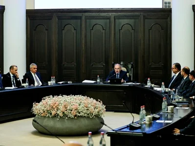 Կառավարությունը դասական աճուրդով կօտարի Ճոճկան գյուղում ունեցած իր անշարժ գույքը