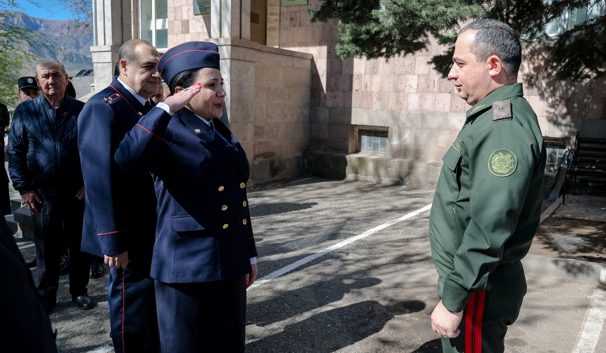 ՔԿ նախագահը շրջայց է կատարել Վայոց ձորի քննչական ստորաբաժանումների վարչական շենքերում, ծանոթացել աշխատանքային պայմաններին