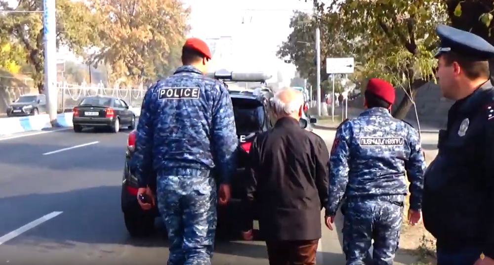 Ուժեղացված ծառայություն Երևանում․ «Գազելների» վարորդների մոտից հայտնաբերվել են դանակներ 