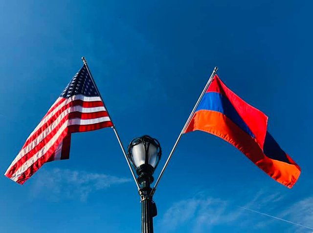 Представители исполнительной и законодательной властей США высоко оценили усилия уходящего посла РА Нерсисяна в деле признания США Геноцида армян