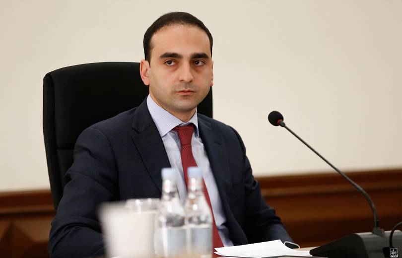 Երևանի քաղաքապետը չի կարող զուտ կուսակցական տրամաբանությունից ելնել, Ձեր հայտարարությունը սխալ էր. Ավինյանը՝ Դավթաշեն վարչական շրջանի ղեկավարին