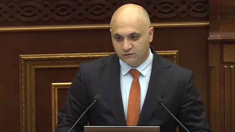 Բենզինի հետ այլ բան էին խառնում ու վաճառում 250 դրամով.այդ մարդիկ պատասխանատվության ենթարկվեցին․ Գեղամ Գևորգյան