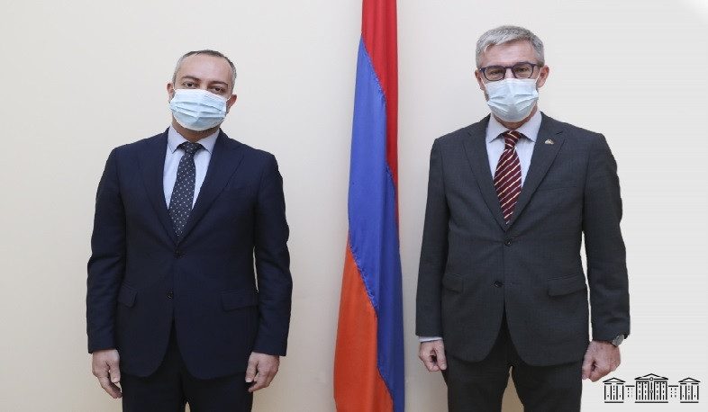 Էդուարդ Աղաջանյանը և Պատրիկ Սվենսոնը քննարկել են միջկառավարական և միջխորհրդարանական շփումների ակտիվացման հարցեր