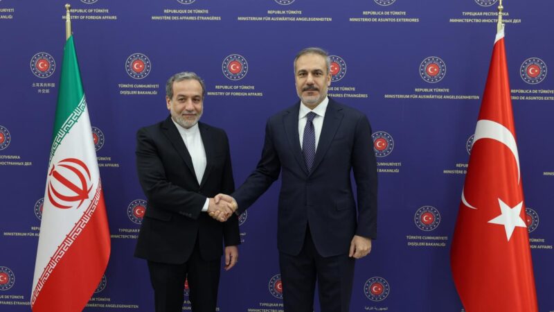 Թուրքիայի և Իրանի արտգործնախարարները հեռախոսազրույց են ունեցել