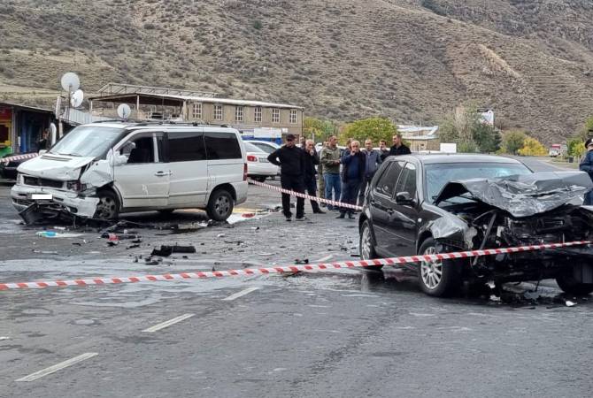 Խոշոր ավտովթար Երևան-Մեղրի ավտոճանապարհին․ կա զոհ և վիրավորներ