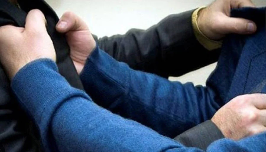 3 անձ 16-ամյա անչափահասին տարել են Թաիրովի գերեզմանատուն և ծեծի ենթարկել