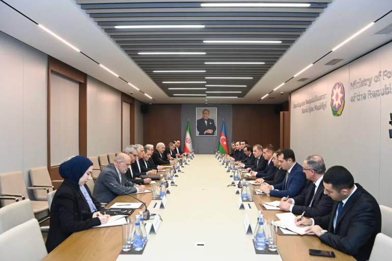 Իրանի և Ադրբեջանի արտգործնախարարները քննարկել են Ադրբեջանի և Հայաստանի միջև հարաբերությունների կարգավորման գործընթացը