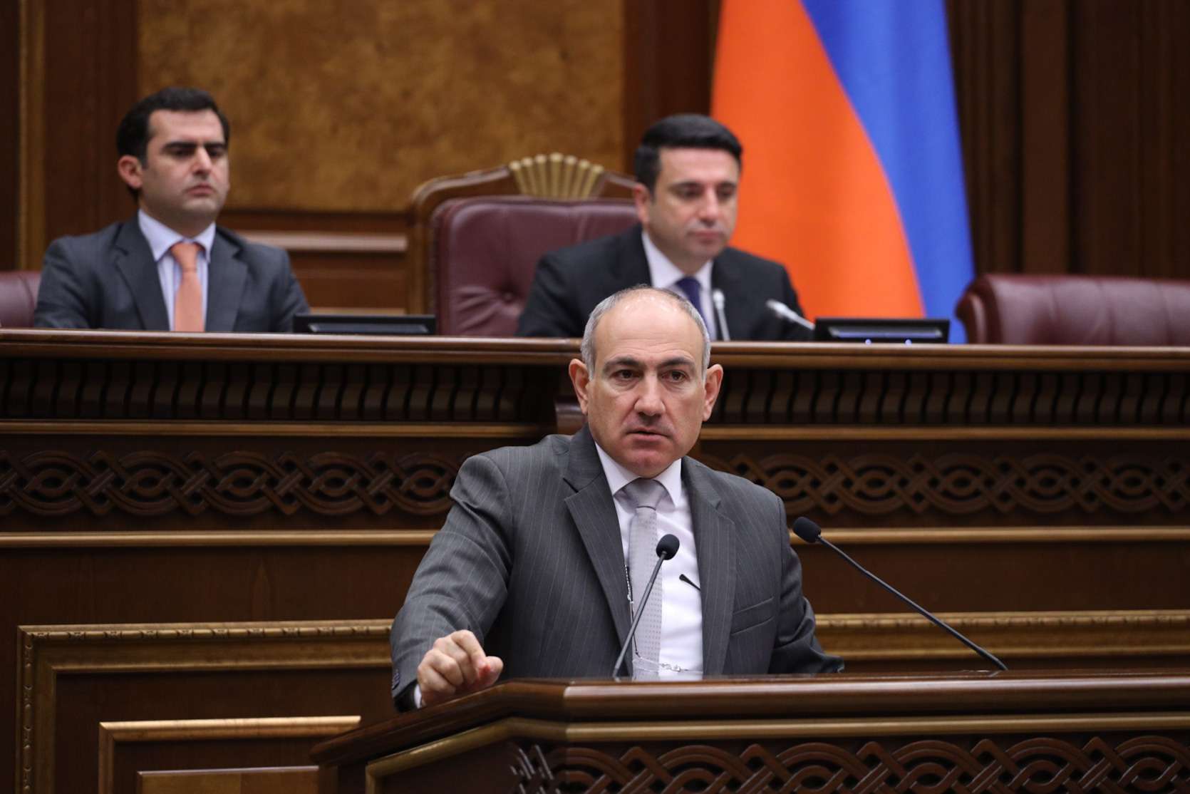 Բան ունե՞ք ասելու՝ եկեք խոսենք ուղիղ եթերում. Փաշինյանը նախկին նախագահներին կրկին հրավիրեց բանավեճի