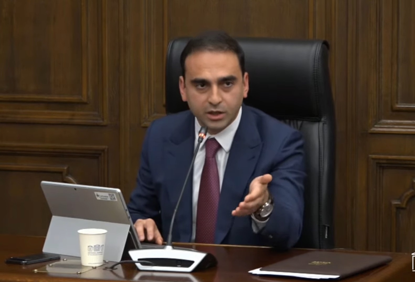 Կլինեն հաստատ ևս մի քանի բենզալցակայաններ, որոնք պիտի քանդենք. Տիգրան Ավինյան