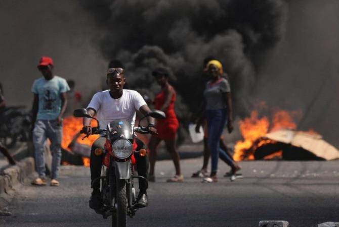 Հայիթիում արտակարգ դրություն է հայտարարվել հանցախմբերի հարձակման ընթացքում 12 զոհի և 4000 բանտարկյալի փախուստի պատճառով