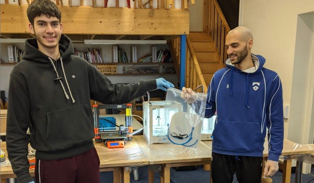 Լոնդոնում ուսանող Ձավարյան եղբայրները նորարարական դիմակներ են պատրաստել և 30 000 հատ ուղարկել Հայաստան