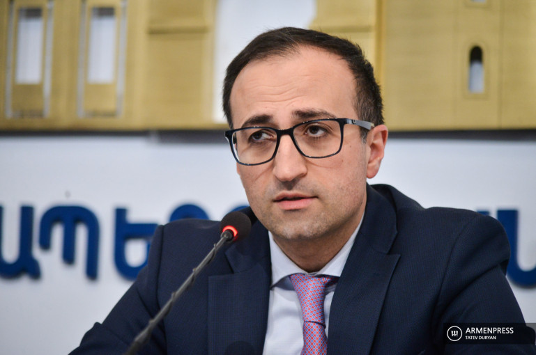 Մեկ-երկու տարի նախկին կյանքին վերադարձ չի լինի. Թորոսյան