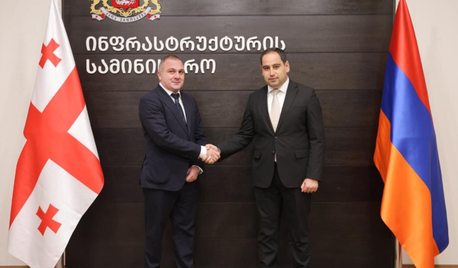 Խուդաթյանն ու Վրաստանի իր գործընկերն ընդգծել են Հայաստան-Վրաստան բարեկամական հարաբերությունների կարևորությունը