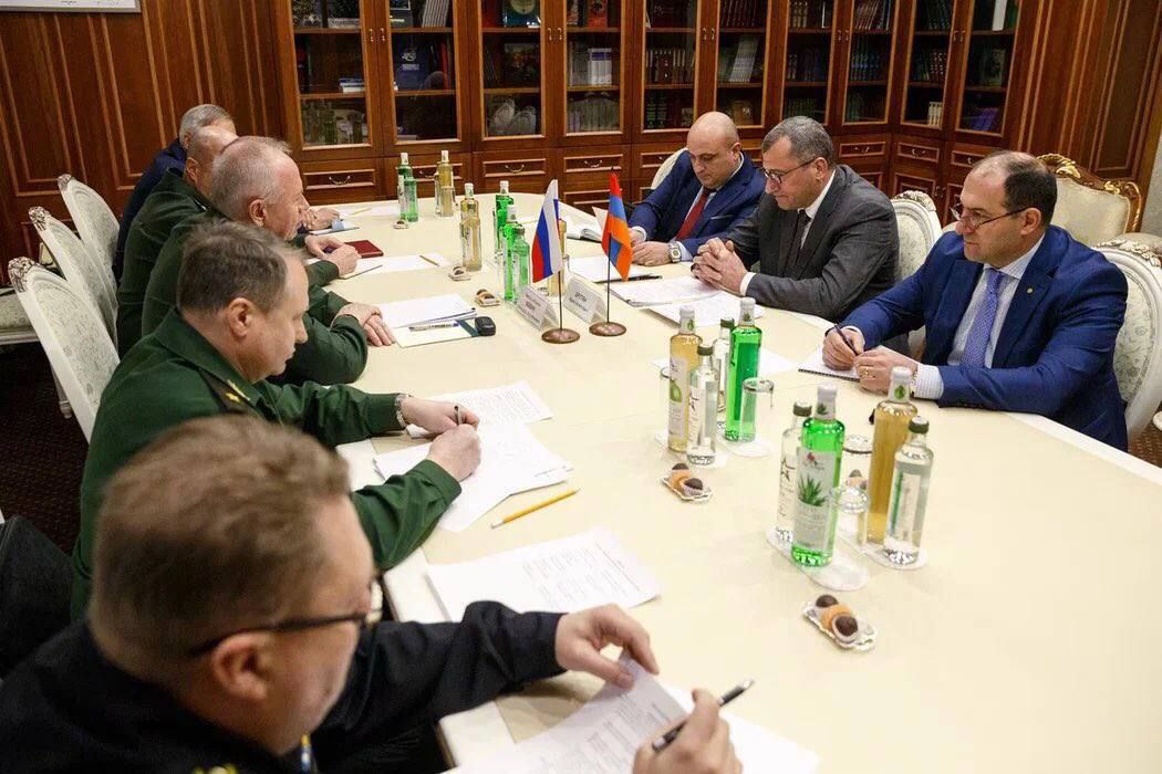 ՀՀ-ի և ՌԴ-ի պաշտպանության փոխնախարարները քննարկել են երկկողմ ռազմական և ռազմատեխնիկական համագործակցության ընթացքը
