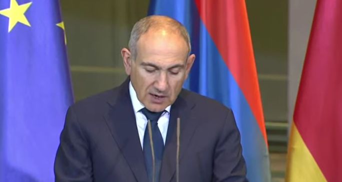 Փաշինյանի ու Մերցի համատեղ ասուլիսը՝ ուղիղ