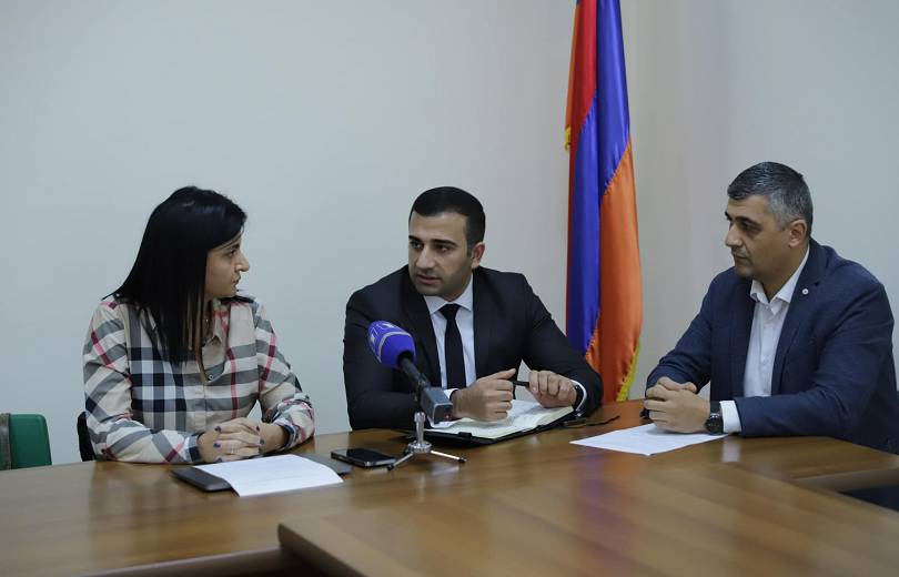 Զբոսաշրջության կոմիտեի ներկայացուցիչները քննարկել են Շիրակի մարզի զբոսաշրջային ոլորտում առկա խնդիրները