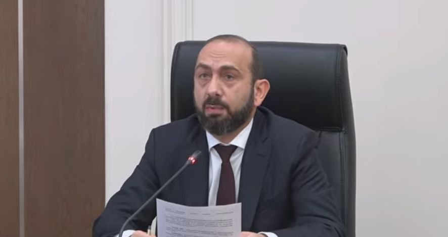 ՀՀ–ի տարածքը նույնն է՝ մի փոքրիկ տարբերությամբ, որ ինչ-որ տարածքներ հայտնվել են Ադրբեջանի վերահսկողության տակ. Միրզոյան