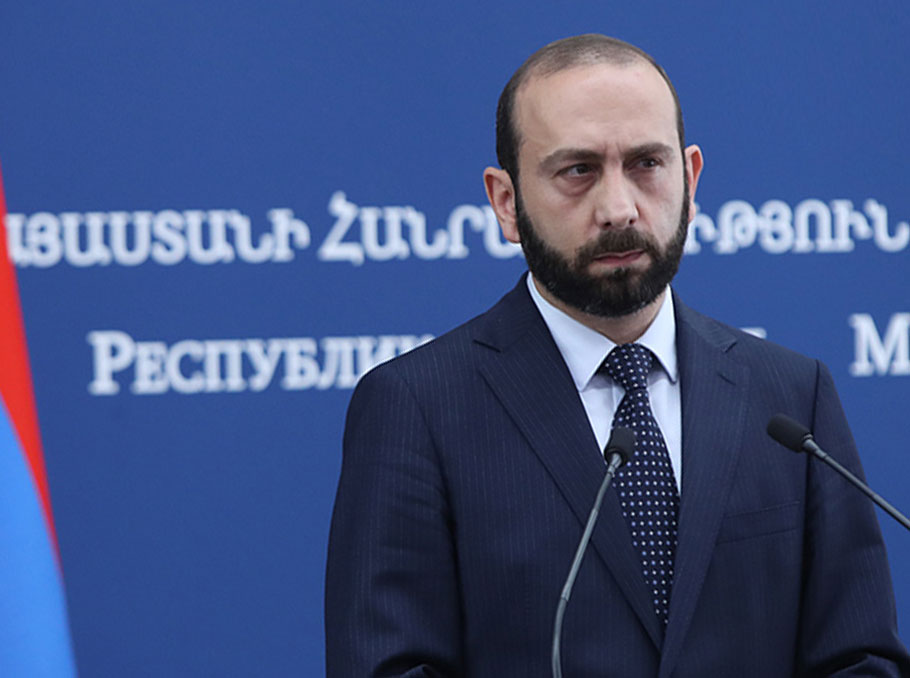 Азербайджан не говорит и не может говорить на переговорах о "зангезурском коридоре": Мирзоян