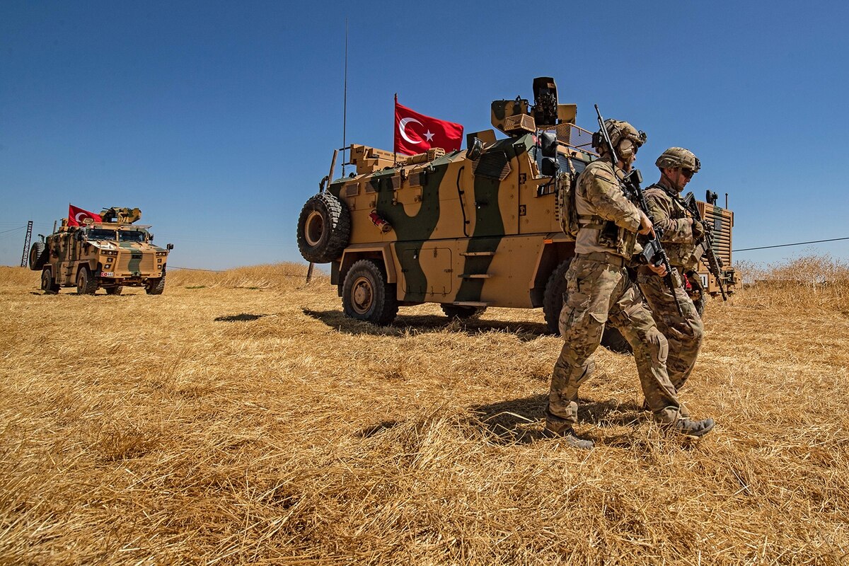 Թուրքական զրահատեխնիկան հատել է Սիրիայի հետ սահմանը