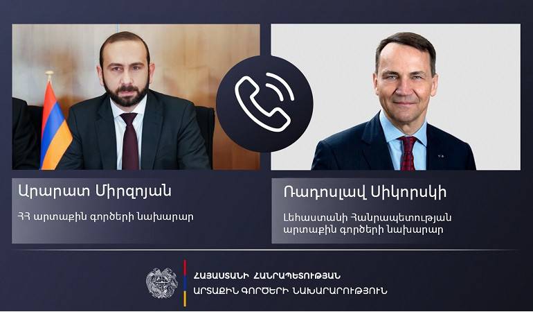 Арарат Мирзоян провел телефонный разговор с новоназначенным министром иностранных дел Республики Польша Радославом Сикорским