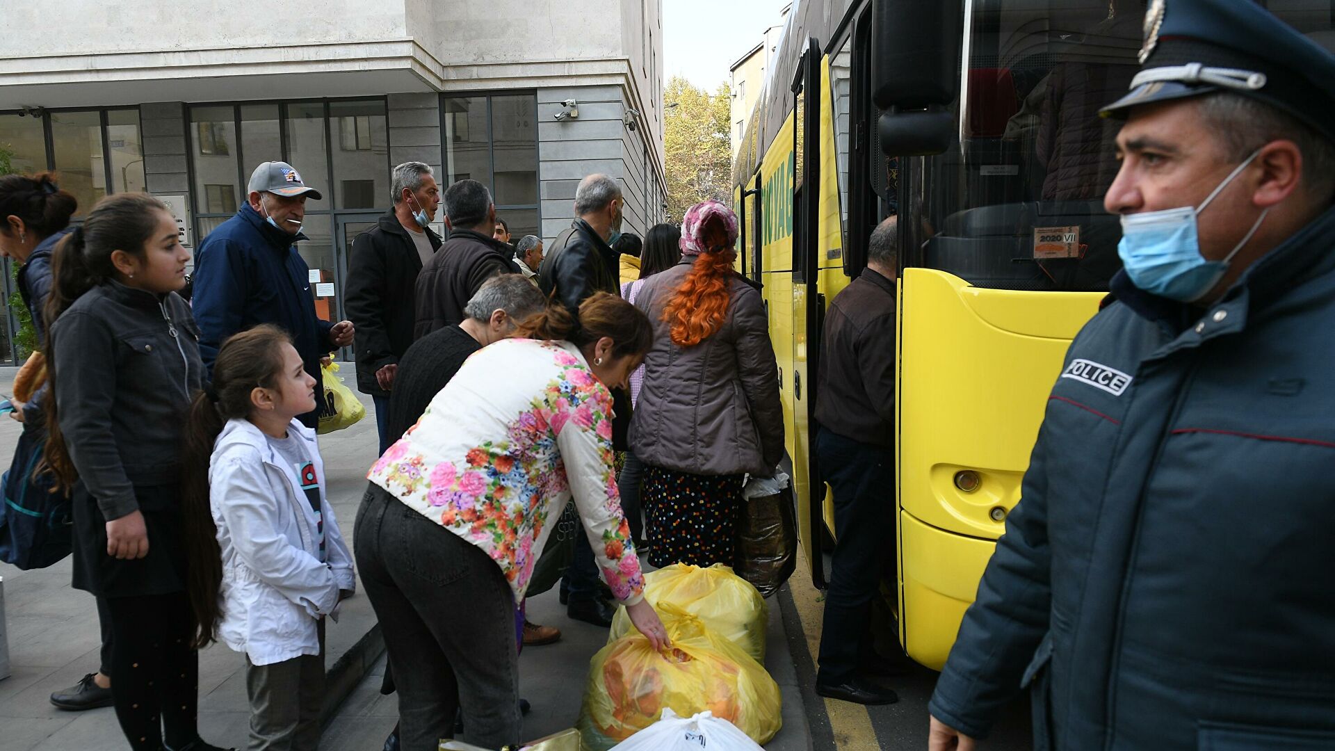 В Карабах за сутки вернулись 1199 беженцев