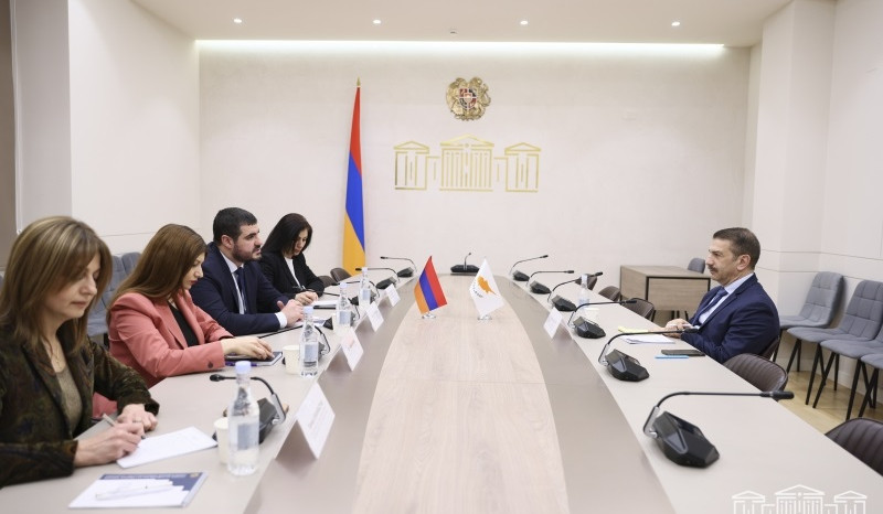 Արման Եղոյանը Կիպրոսի դեսպանի հետ հանդիպմանն անդրադարձել է տարածաշրջանային զարգացումներին