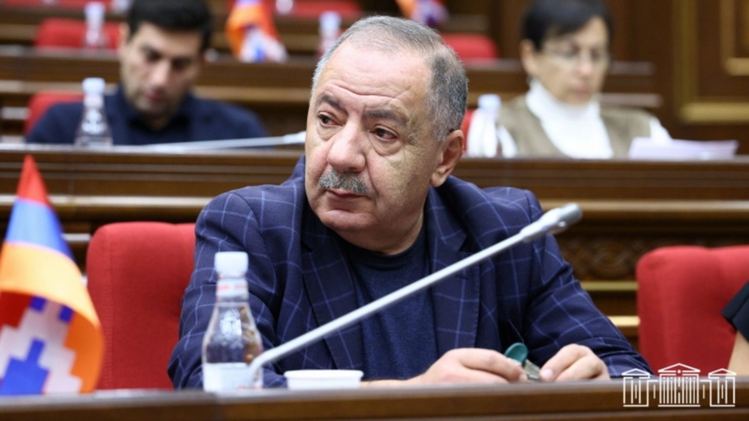 «Հայաստան» խմբակցությունում կրքերը թեժանում են. Աղվան Վարդանյանը՝ ներքին դժգոհությունների կենտրոնում․ «Ժողովուրդ»