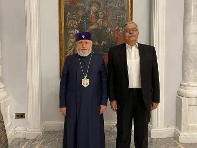 Գարեգին Բ-ն ՀՅԴ Բյուրոյի ներկայացուցիչ Հակոբ Տեր-Խաչատուրյանի հետ քննարկել է Հայաստանի ներքաղաքական կացությունը