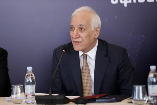 Հայաստանը գտնվում է գերտերությունների շահերի բախման կիզակետում, կարևորում ենք խաղաղության հաստատումը․ Նախագահ