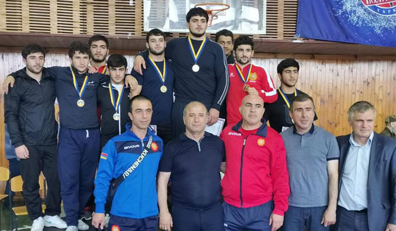 Հայաստանի ազատ ոճի ըմբշամարտի երիտասարդական հավաքականը Խարկովում յոթ մեդալ է նվաճել