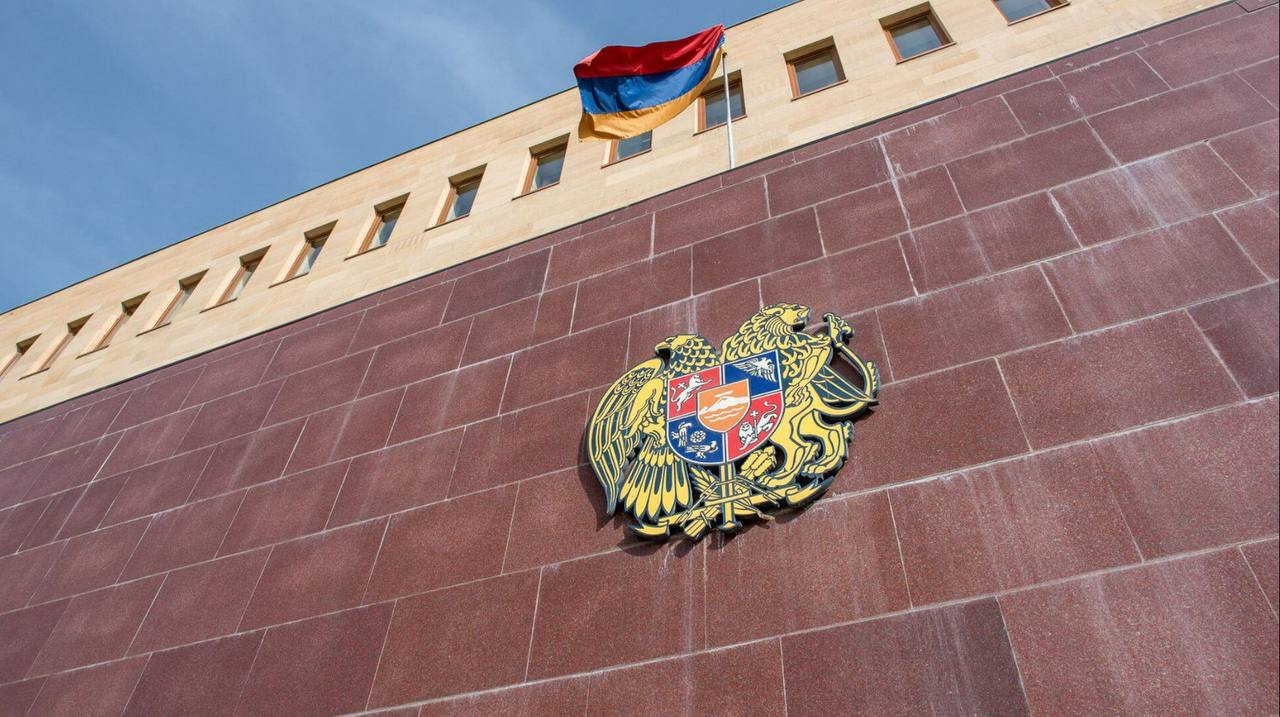 Подразделения ВС РА огня по азербайджанским позициям не открывали: Министерство обороны