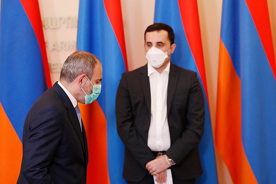 Պարոն Մանուկյան, շնորհակալություն Ձեր կայացրած որոշման համար. Փաշինյանը՝ Գերմանիայից ժամանած բժշկին (տեսանյութ)