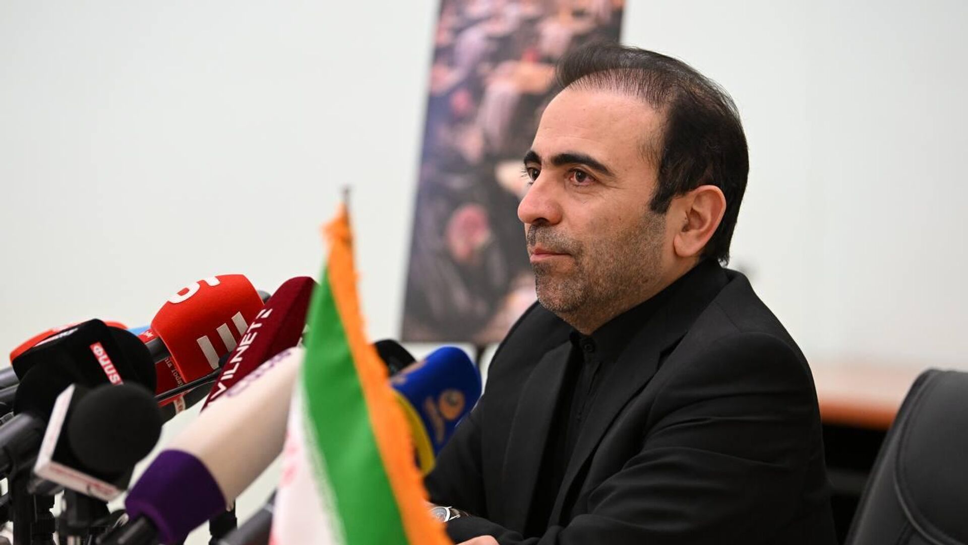 Եթե որոշեինք հարվածել Ադրբեջանին, ճշգրիտ կհարվածեինք թիրախին. Բաքվի արձագանքը անհամաչափ և անբարյացկամ էր. Իրանի դեսպան