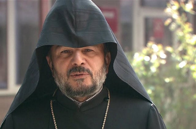 Նա պետք է հեռանա․ «Հրապարակ»