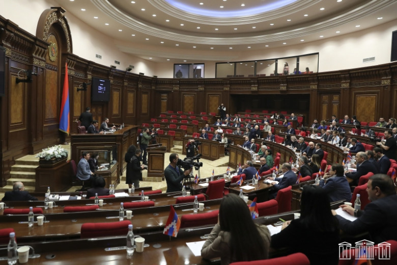 Նախօրեին մինչև ուշ գիշեր «Քաղաքացիական պայմանագրի» Սայաթ-Նովայի վրա գտնվող գրասենյակում խորհրդակցություն է տեղի ունեցել․ «Փաստ»